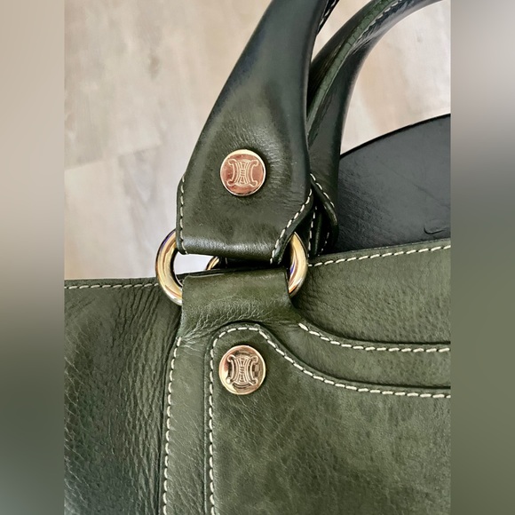 100% AUTHENTIC, like-new & barely used, Céline Boogie Bag in Olive Green Leather - Picture 11 of 16